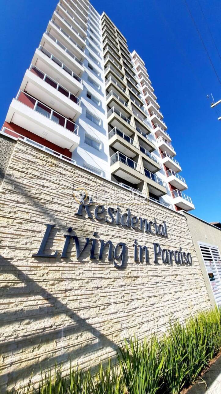 Apartamento à venda com 3 quartos, 77m² - Foto 1